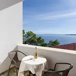 Appartement Mira Beachfront Bliss