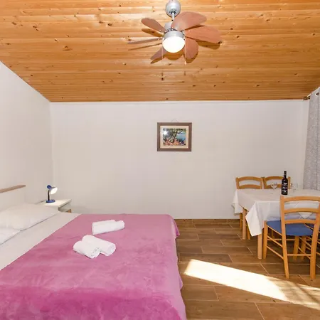 Mira Beachfront Bliss Appartement Brela